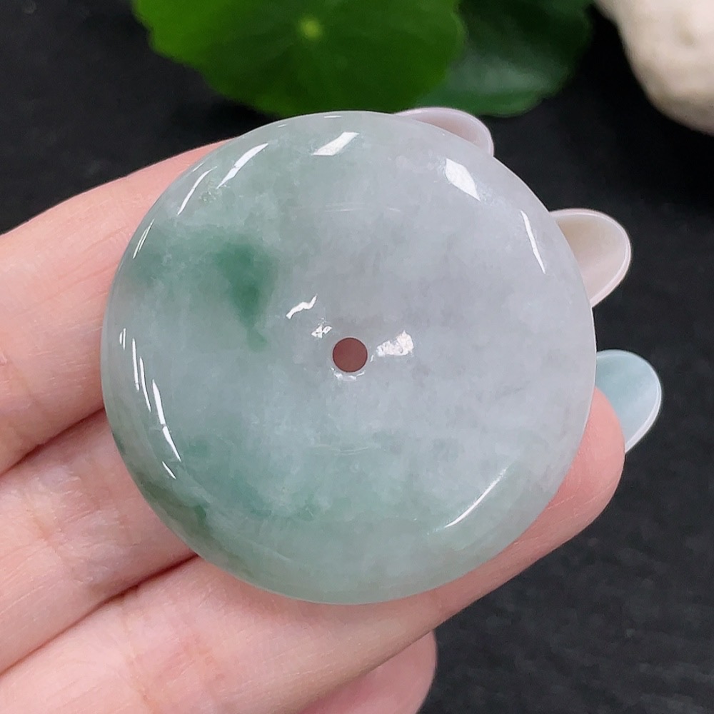 F33873274 Jadeite Safety Buckle Pendant, Total Weight Approx. 17.2g