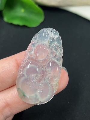 F46493313 翡翠如意挂件 货品总重约7.5克