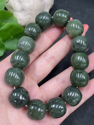 H34979170 Hetian Jade Bracelet (Approx. 15.8 mm, Total Weight Approx. 97.8g)