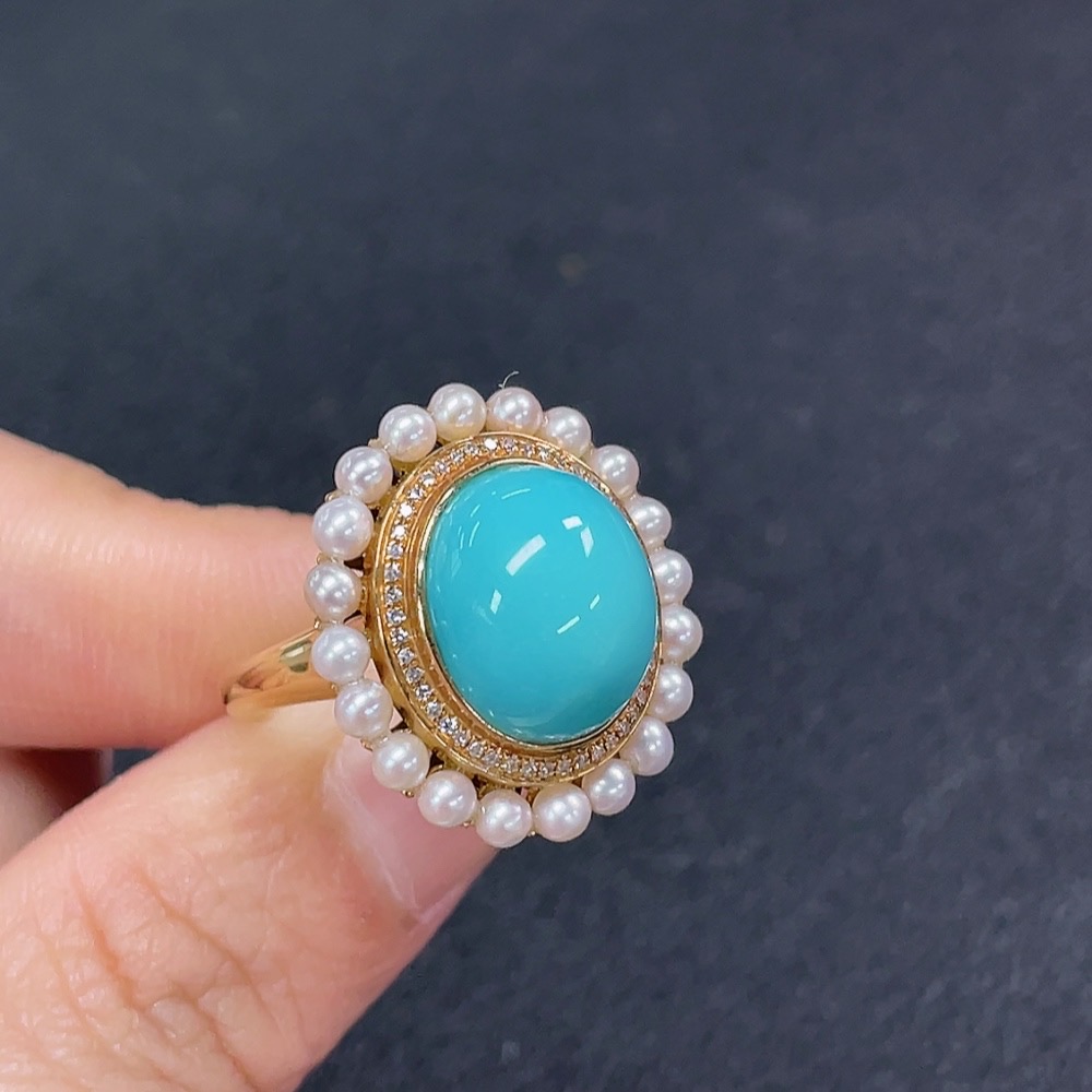 C34949612 Turquoise Ring with Diamond Accents, 18K Gold, Paired with Pearls, Total Weight Approx. 7.1g, Size 15.5