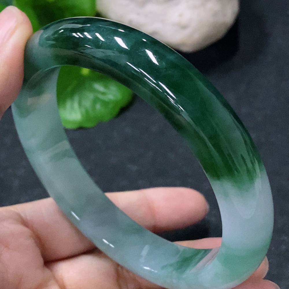 F34953976 Jadeite Round Bangle Size 59mm Total Weight Approx. 60g