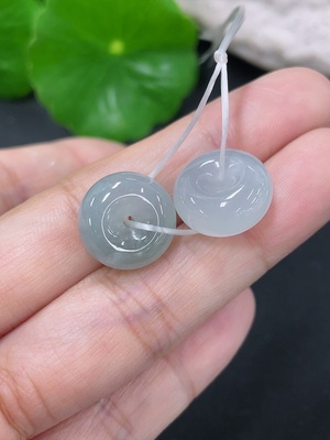 F41934336 翡翠平安扣挂件 货品总重约4.89g