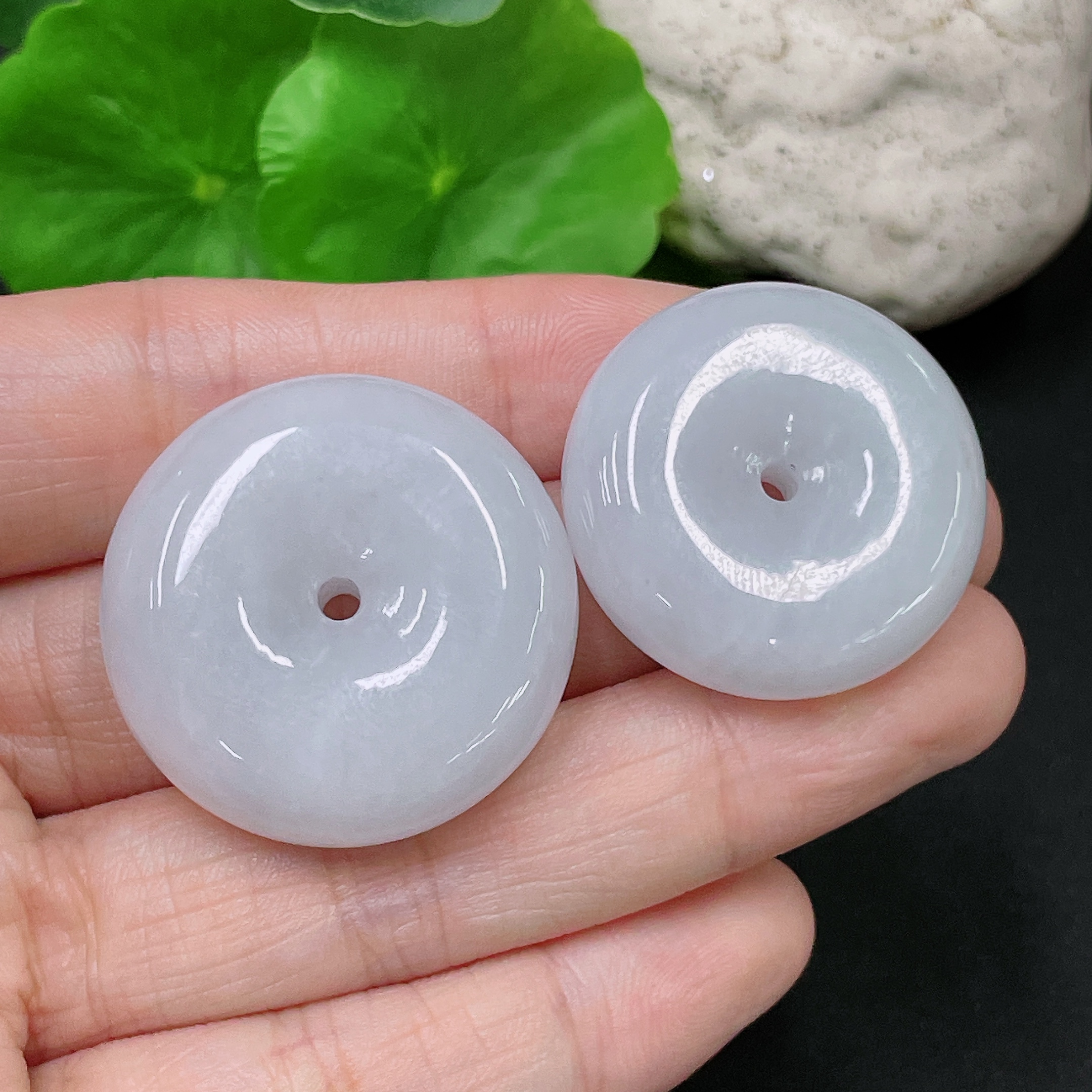 F33893164 Jadeite Pendant Sell as a Lot
