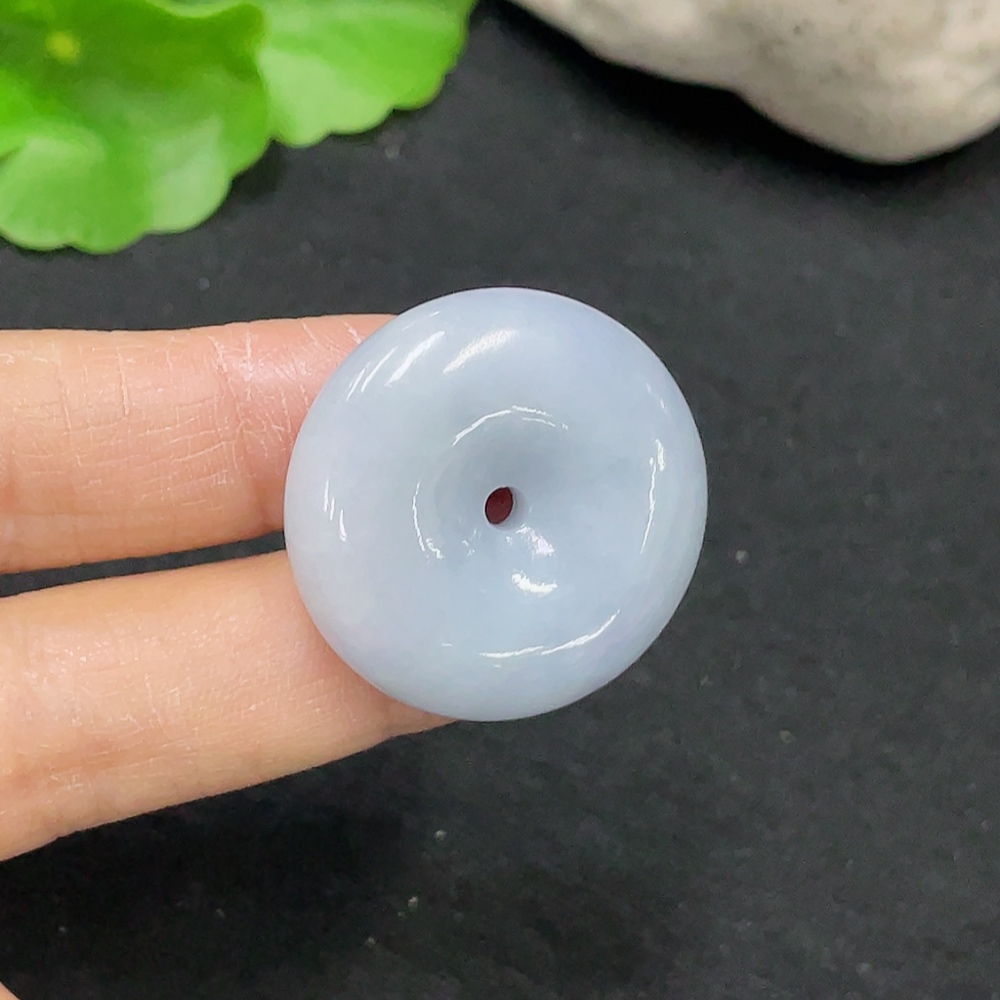 F30564212 JadeitePeace Pendant