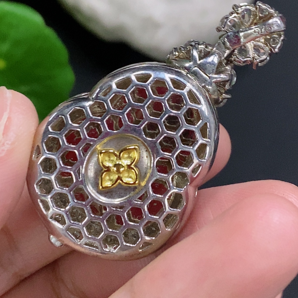 F33857987 Jadeite Gourd Inlaid Pendant Non-Gold Inlaid Total Weight Approx. 18.7g