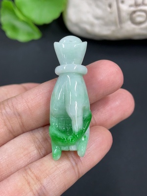 F42953327 翡翠掌上明珠挂件 货品总重约11.15g