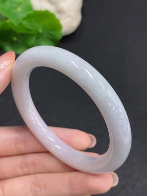 F34061261 Jadeite Round Bangle Total Weight Approx. 52.5g Size 57.5