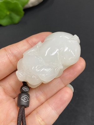 H32795168 Hetian Jade Pendant Pig