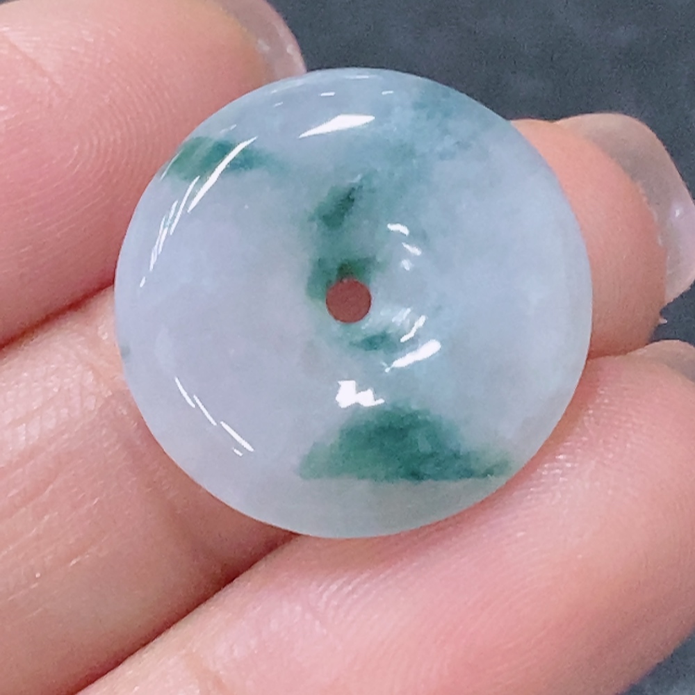 F34042609 Jadeite Pendant Peace Knot Total Weight Approximately 3g