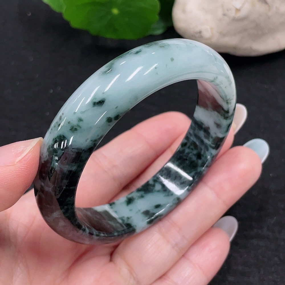 F33899740 Jadeite Round Bangle Size 55.7 Total Weight Approx. 57.3g (Including Other Mineral Components)