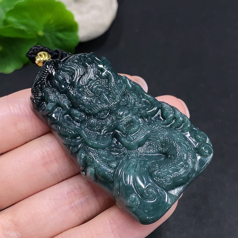 F34060635 Jadeite Dragon Soaring Across the Seas Pendant