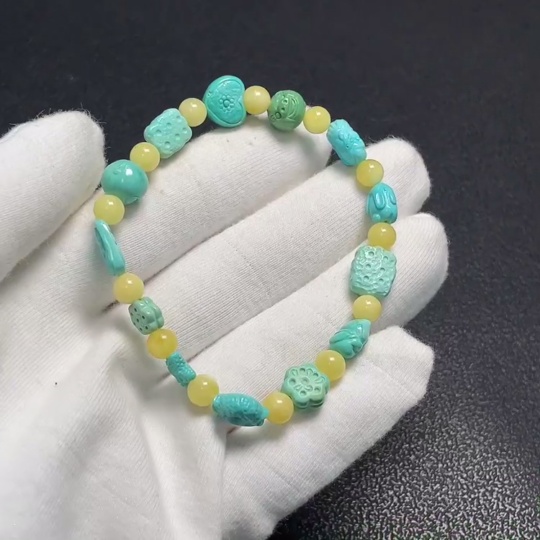 C29402660 Turquoise Bracelet, Approx. 7.8mm, Total Weight Approx. 7.93g, with Amber