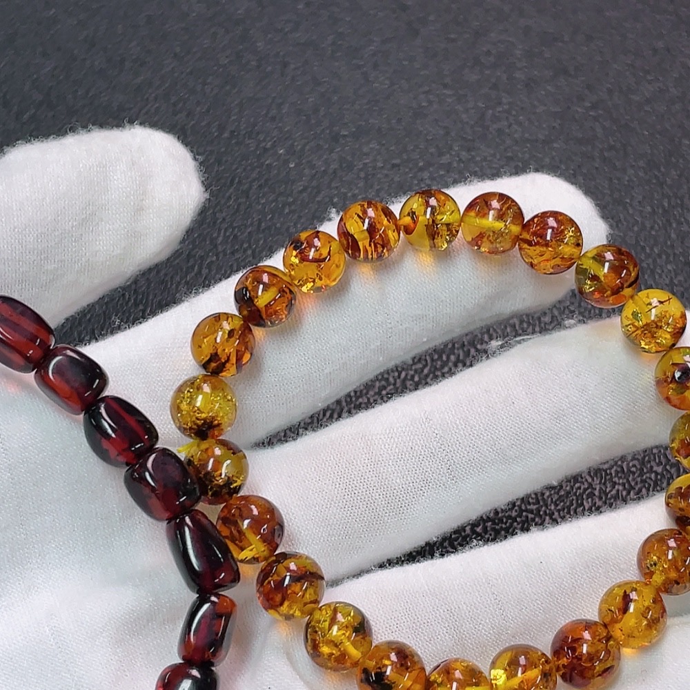 C34006984 Amber Beeswax Bracelet Total Weight Approx. 13.49g Sell as a Lot