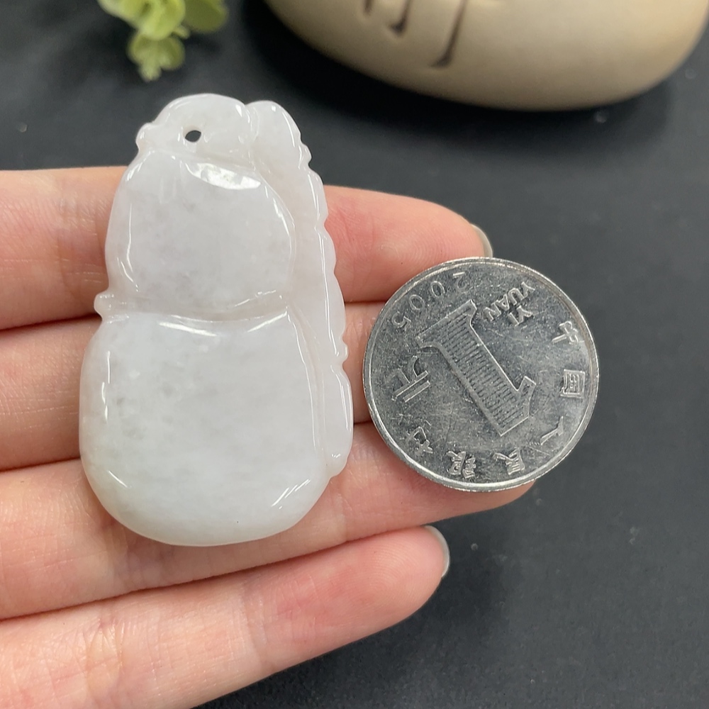F10123408 Jadeite Pendant Gourd
