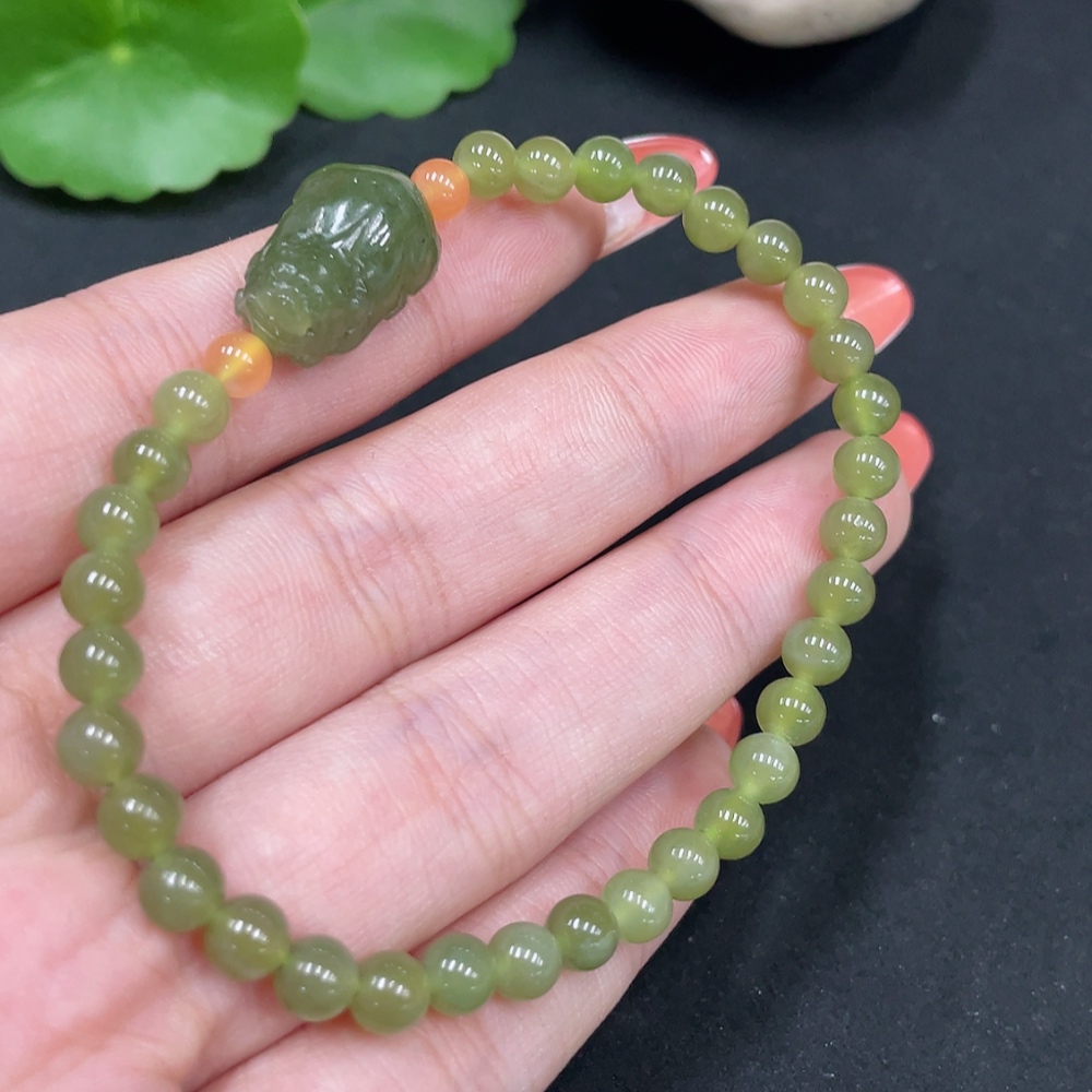 H35085412 Hetian Jade Bracelet, approx. 4.8mm, total weight approx. 9.1g, accessories not Hetian Jade