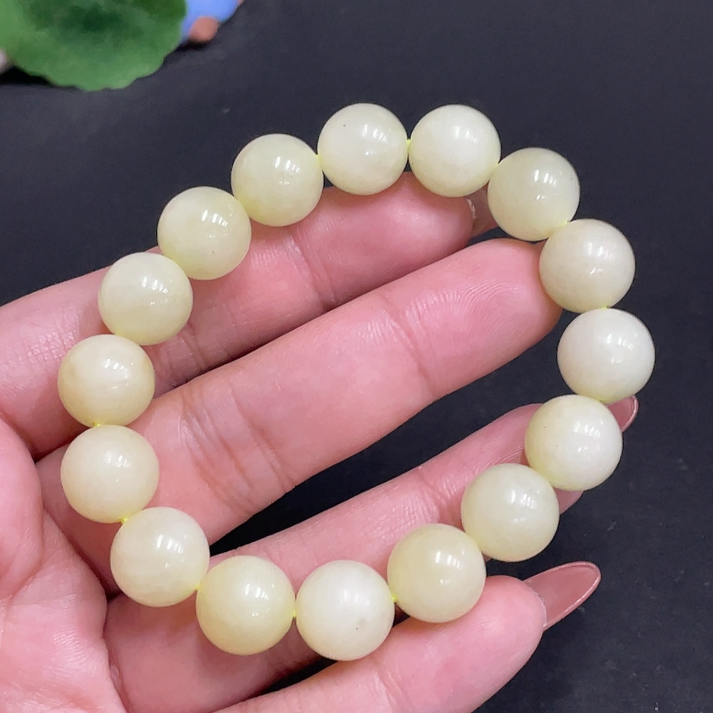 H34055231 Hetian Jade Bracelet, Approx. 11.7 mm, Total Weight Approx. 39.4g, Containing Other Mineral Components