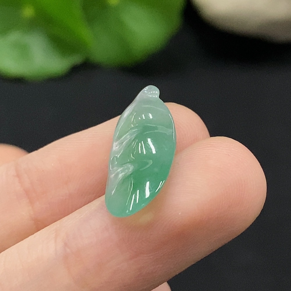 F34996523 Jadeite Blessed Bean Inlay Piece, Total Weight Approximately 1g