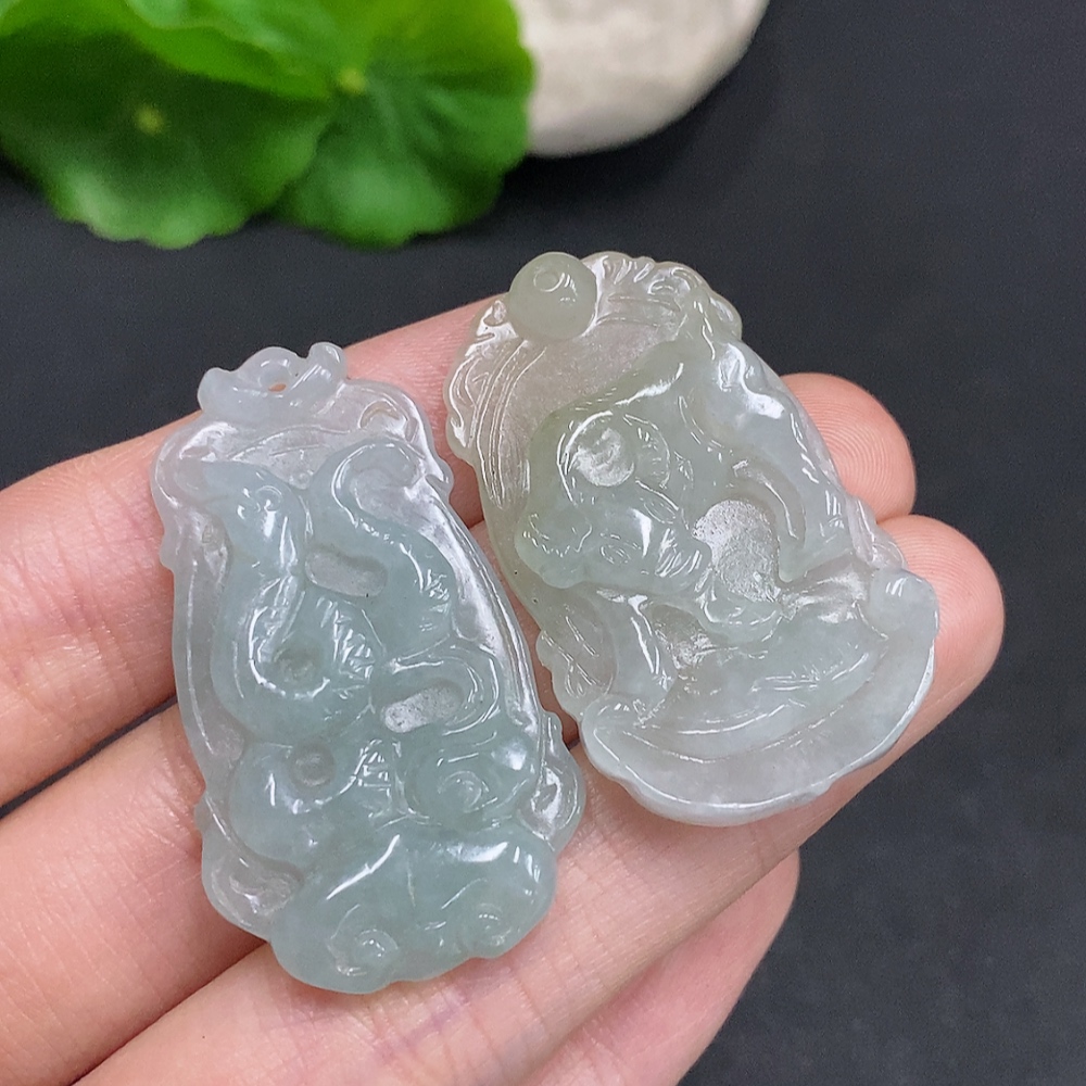 F35107607 Jadeite Pendants Sell as a Lot