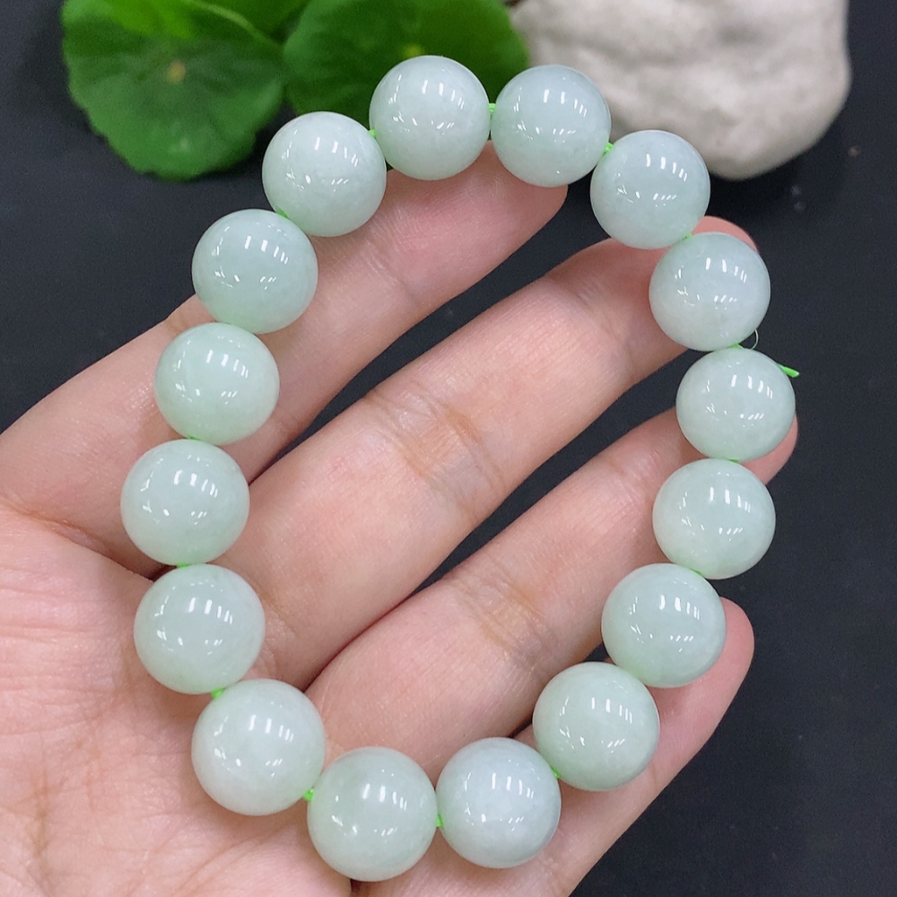 F34021953 Jadeite Bead Necklace, Approx. 12mm, Total Weight Approx. 51.2g