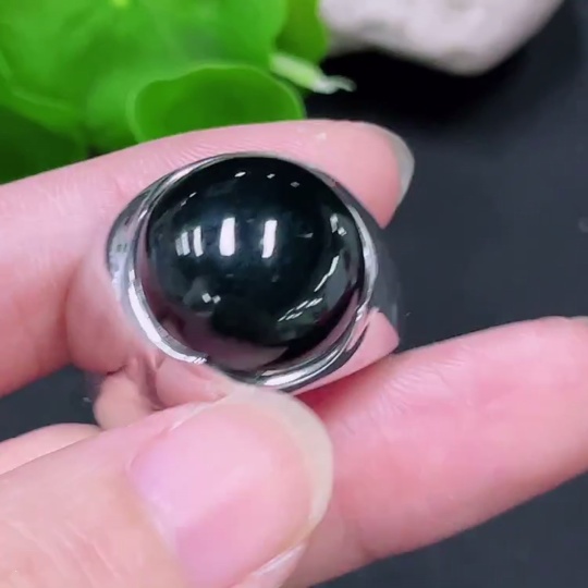 F33918837 Jadeite Cabochon Inlaid Ring (No Markings Surface Tested 18K Gold) Size 26 Total Weight Approx. 9.5g