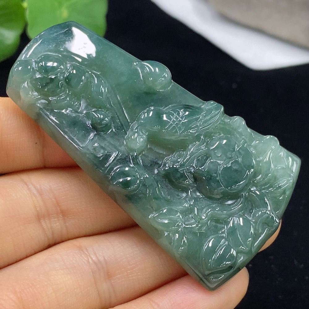 F35094327 Jadeite Birds Singing and Flowers Fragrant Pendant