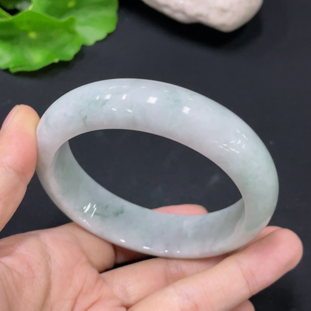 F31674009 Jadeite Round Bangle Total Weight Approx. 65.72g Size 55.3