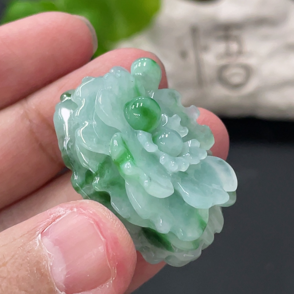 F34019098 Jadeite Harmony and Beauty Hand Tablet