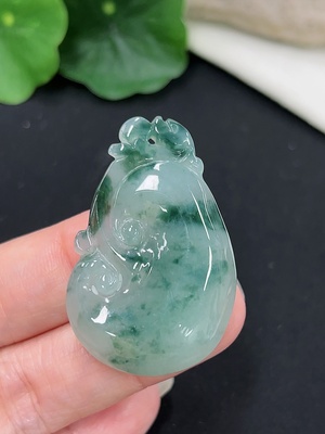 F41942186 翡翠如意挂件 货品总重约9.1g