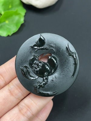 H26041805 Hetian Jade Pendant Lotus Total Weight About 35.2g