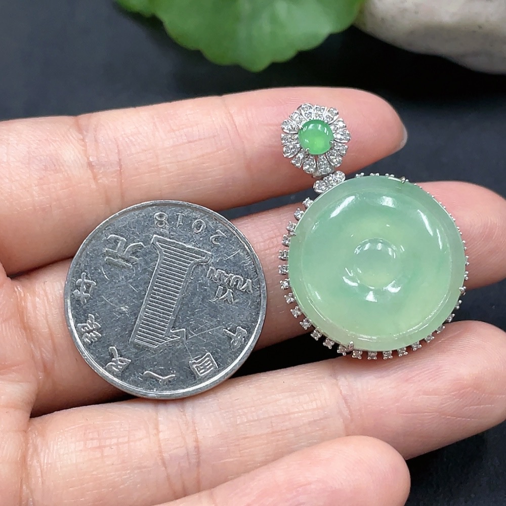 F16826320 Jadeite Blessing Shell Pendant 18K Gold Inlaid Total Weight Approx. 6.45g