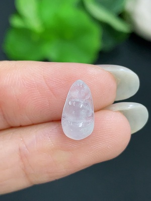 F42970537 翡翠挂件豆子 货品总重约0.4g