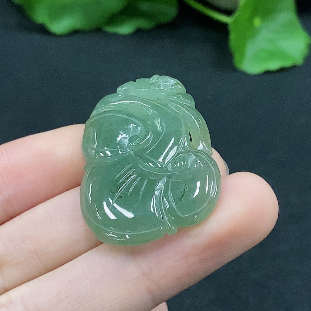 F32695265 Jadeite Ruyi Pendant Total Weight About 8.56g