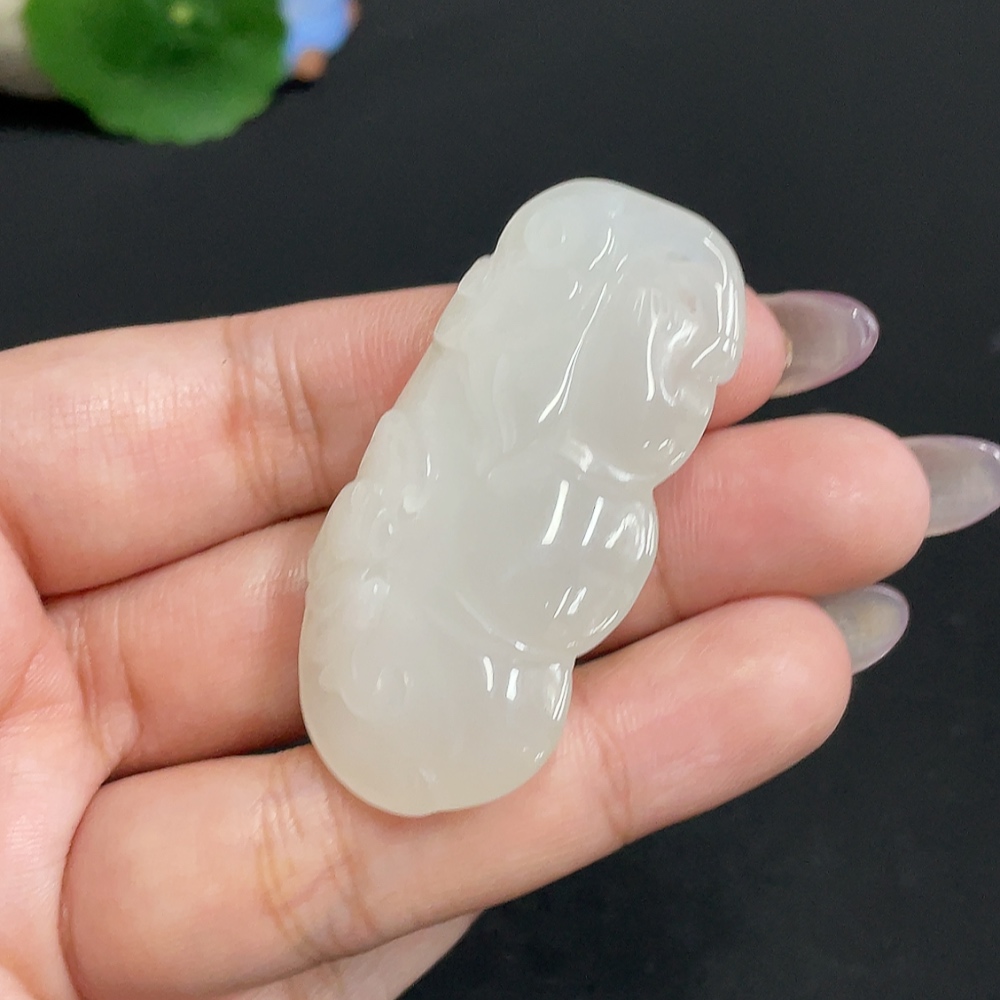 H33930568 Hetian Jade Pendant Fu Dou Total Weight About 25.8g