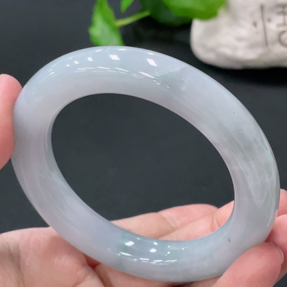 F33935187 Jadeite Round Bangle, Total Weight Approx. 83.3g, Size 55.7