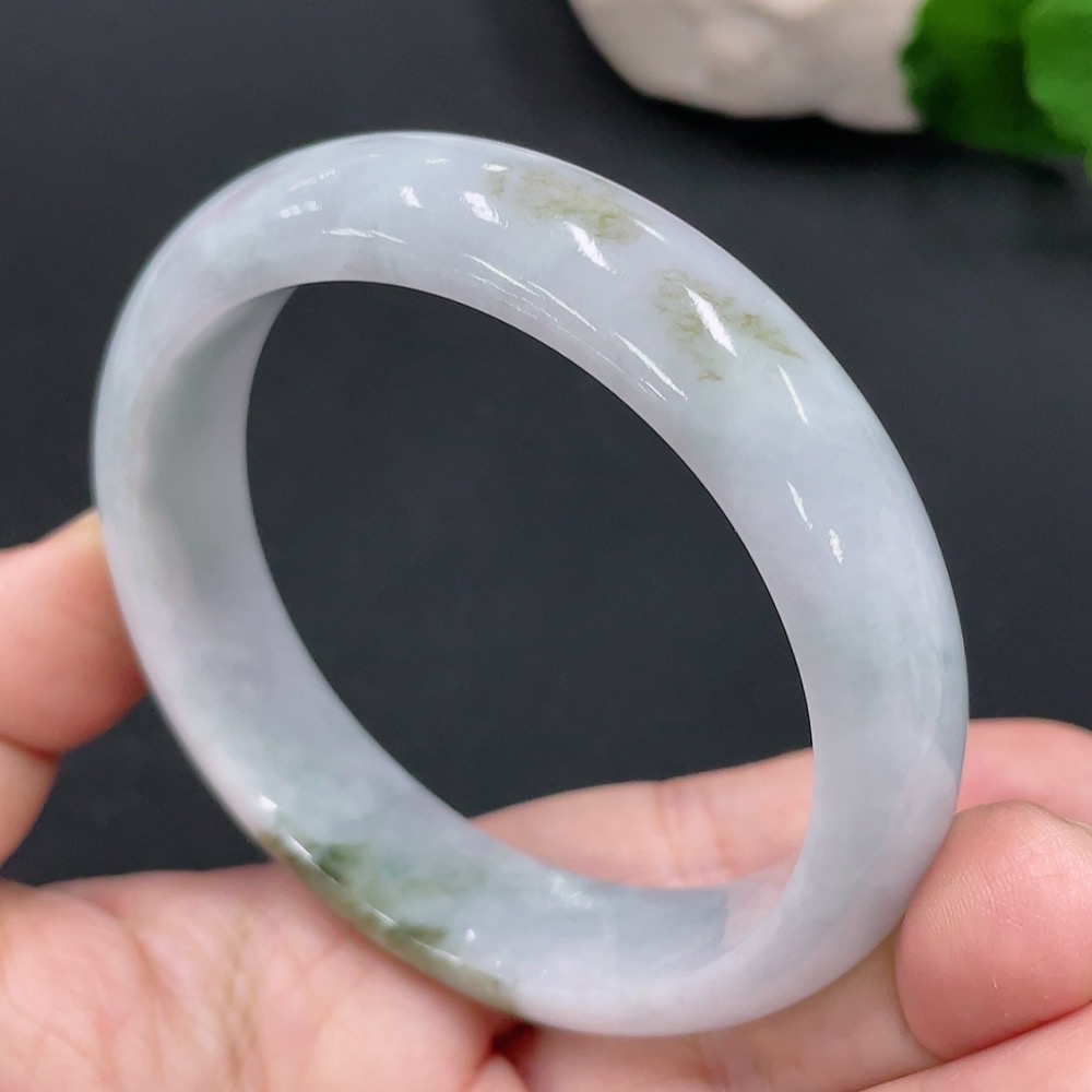 F27152478 Jadeite Round Bangle, 57.5 Inner Diameter, Approx. 64.5g Total Weight