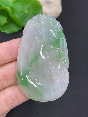 F46602741 翡翠挂件如意 货品总约重24.37g