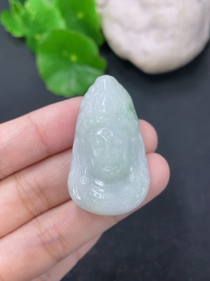 F46567634 翡翠挂件观音 货品总约重17g