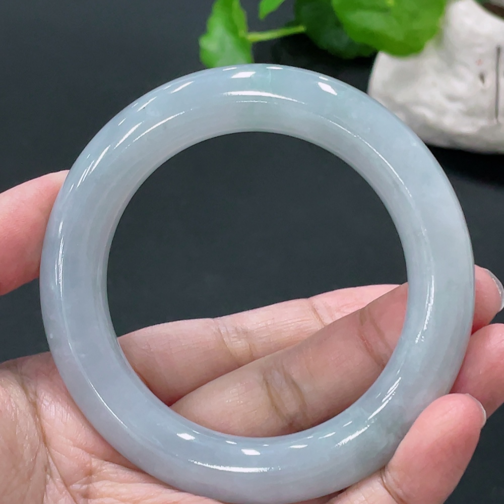 F33935187 Jadeite Round Bangle, Total Weight Approx. 83.3g, Size 55.7