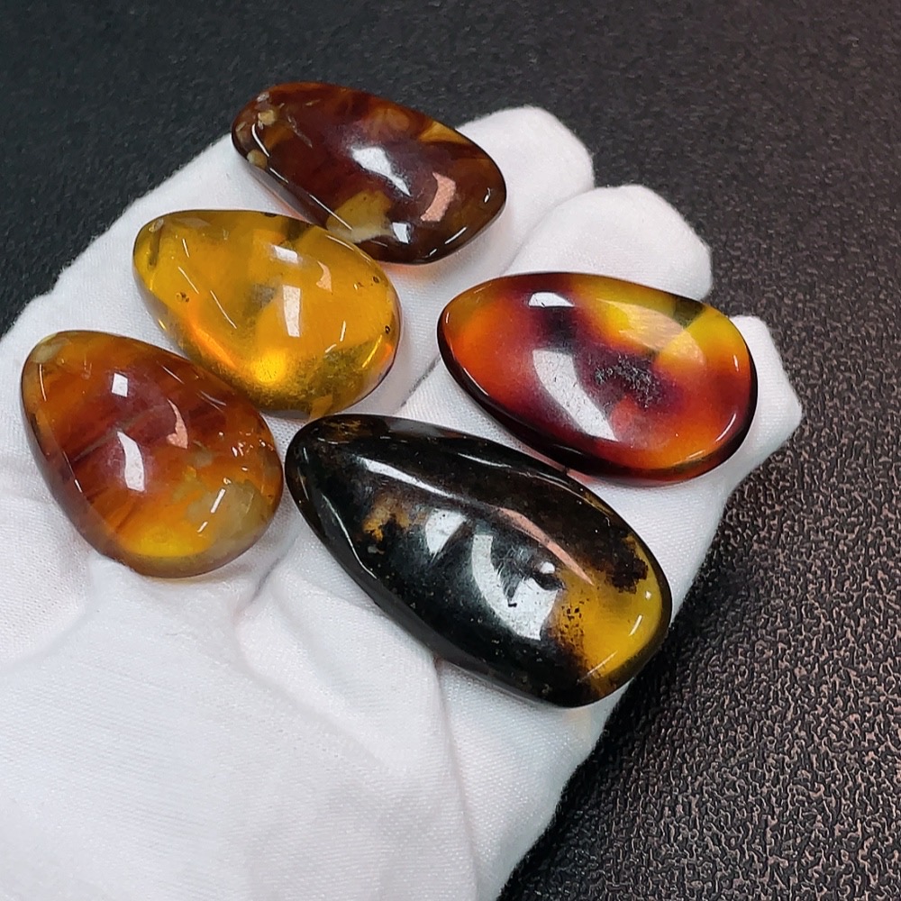 C32785288 Amber Jewelry Total Weight Approx. 21.74g Sell as a Lot