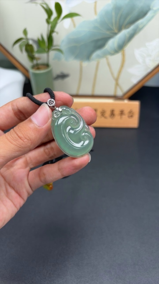 F33849550 Jadeite Pendant Ruyi Total Weight Approx. 15.7g Including Rope Non-Gold