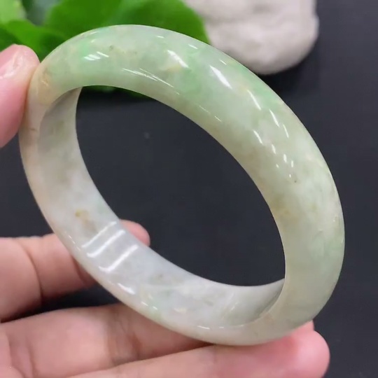 F34000611 Jadeite Round Bangle Size 57.7 Total Weight Approx. 62.7g