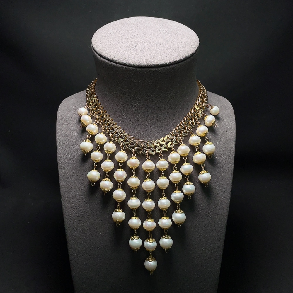 C34988224 Pearl Necklace Total Weight Approximately 101.54g