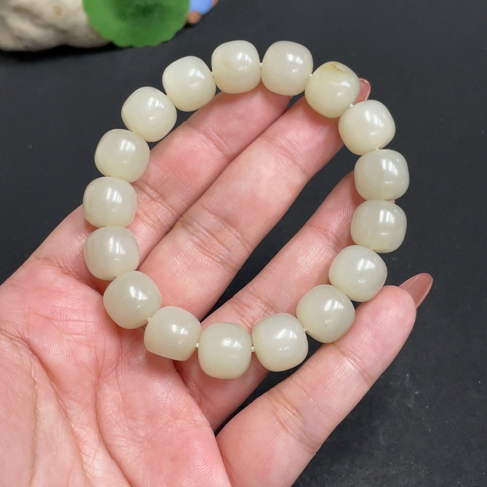 H34004222 Hetian Jade Bracelet, Approx. 11.5mm, Total Weight Approx. 47.5g