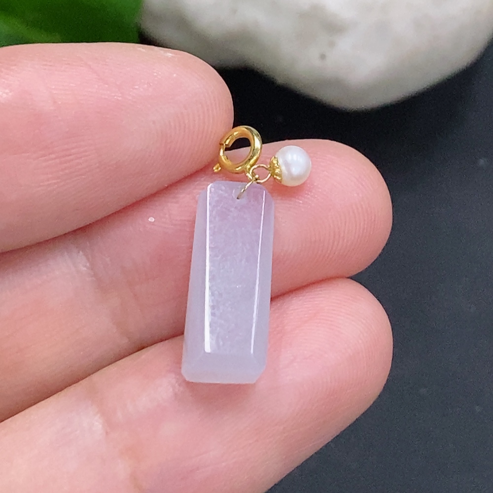 F34001204 Jadeite Plain Pendant with 18K Gold Clasp, Total Weight Approx. 1g
