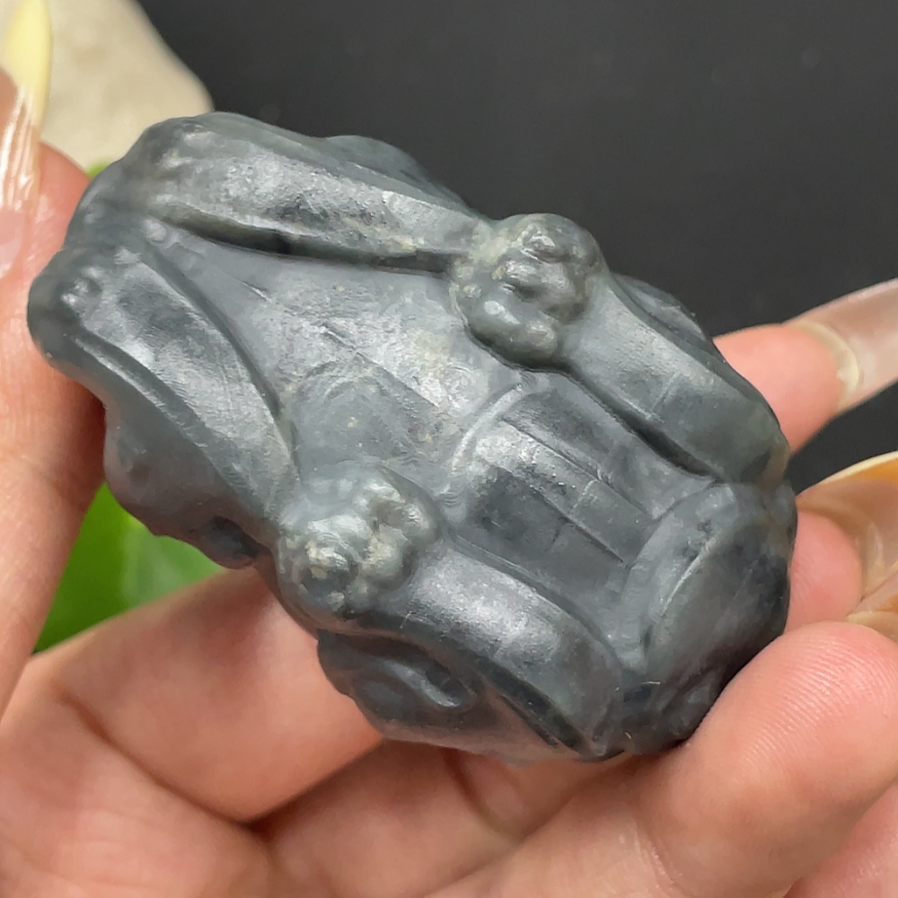 H30491120 Hetian Jade Handheld Ornament - Auspicious Beast, Total Weight Approx. 109.6g