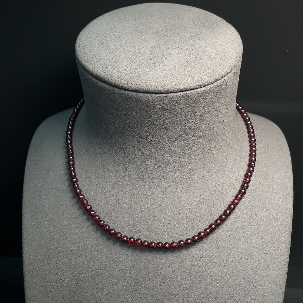 C32814441 Garnet bead necklace non-gold total weight about 15.50g approx.4mm