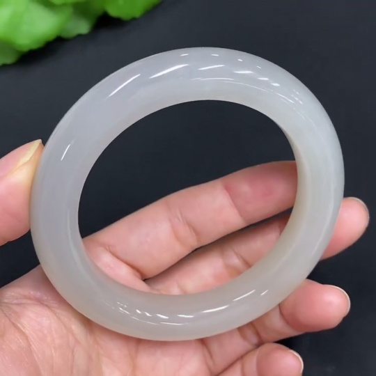 H29366651 Hetian Jade Round Bracelet, Size 54.7, Total Weight Approx. 62.8g