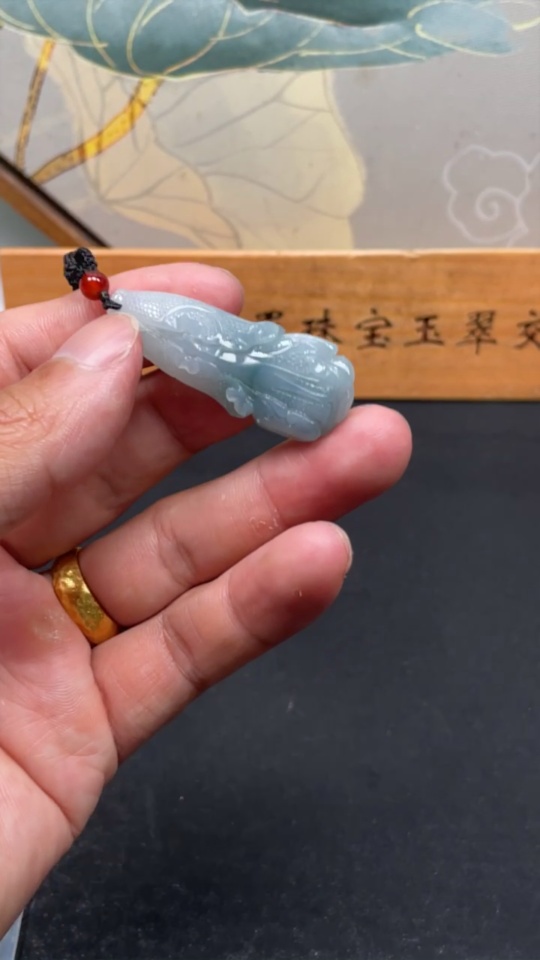 F33860871 Jadeite Cabbage Pendant Total Weight Approx. 14.35g (Including Rope Weight) With Non-Grade A Beads