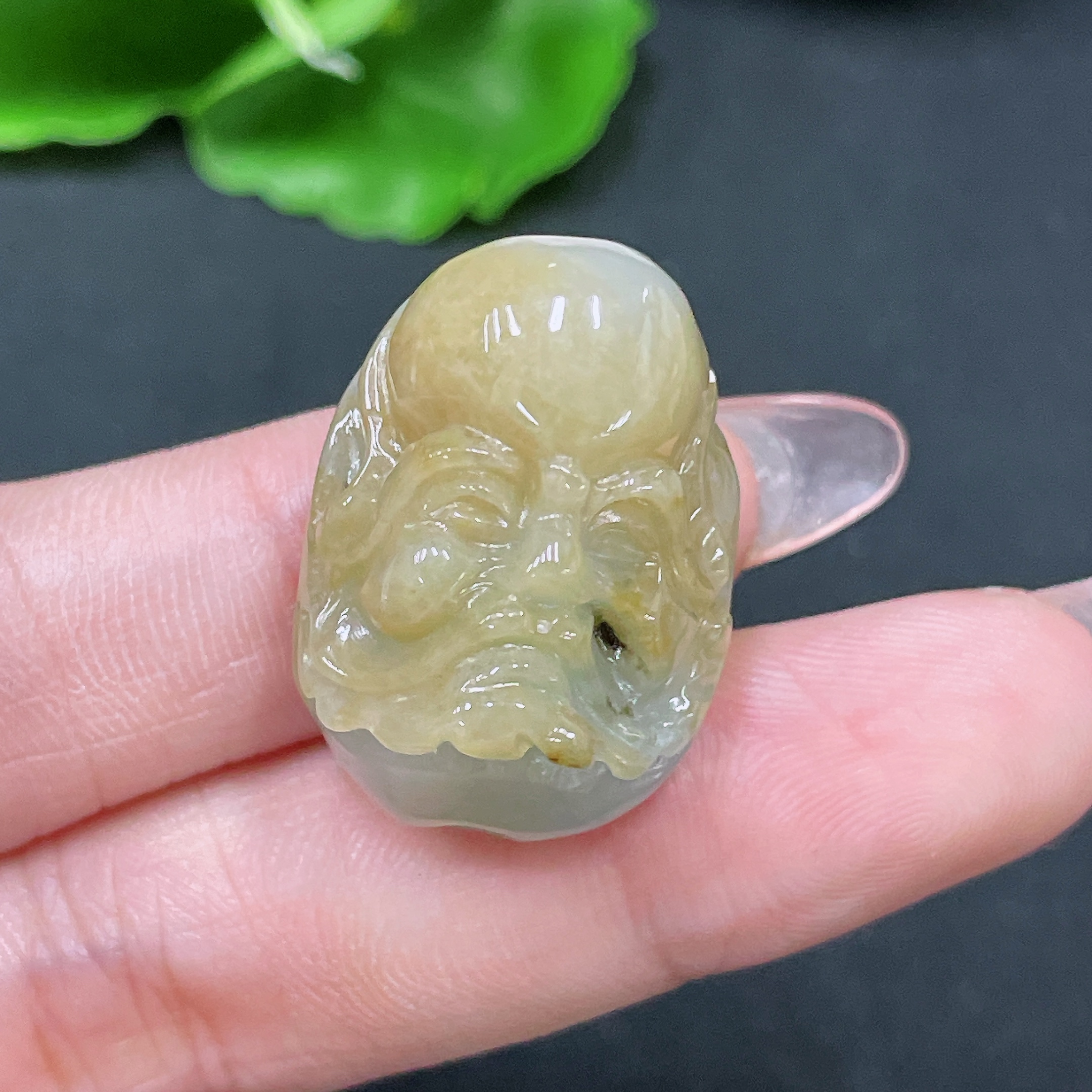 F34021513 Jadeite Pendant Yellow Color Origin Undetermined Contains Color Polishing Powder Total Weight Approximately 12.9g