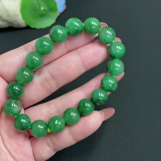 H34073838 African Emerald (Dulong Jade)